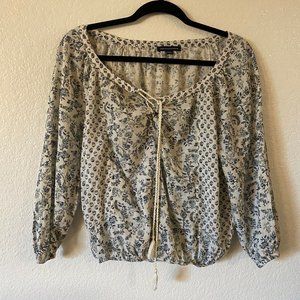 American Eagle Floral Off-White Peasant Top (H)